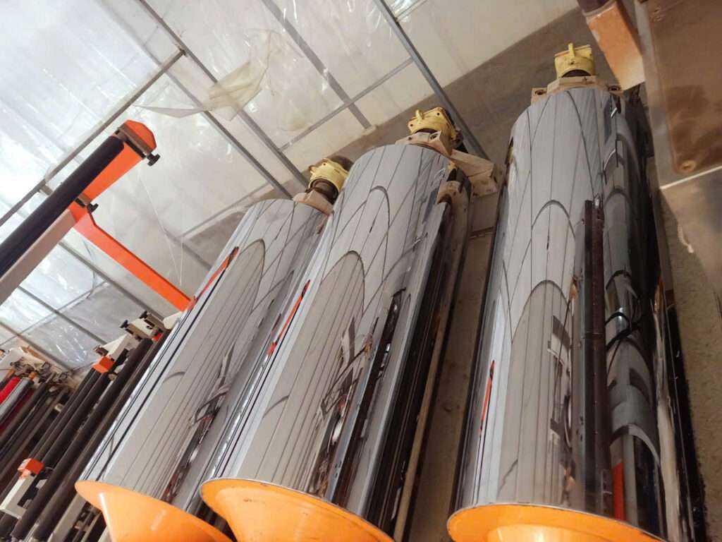 Dịch Vụ Cơ Khí – Thủy Lực – Xi Mạ Tại TP.HCM | Thủy Lực Sài Gòn 7 Sủa chữa Trục cán màng nhựa