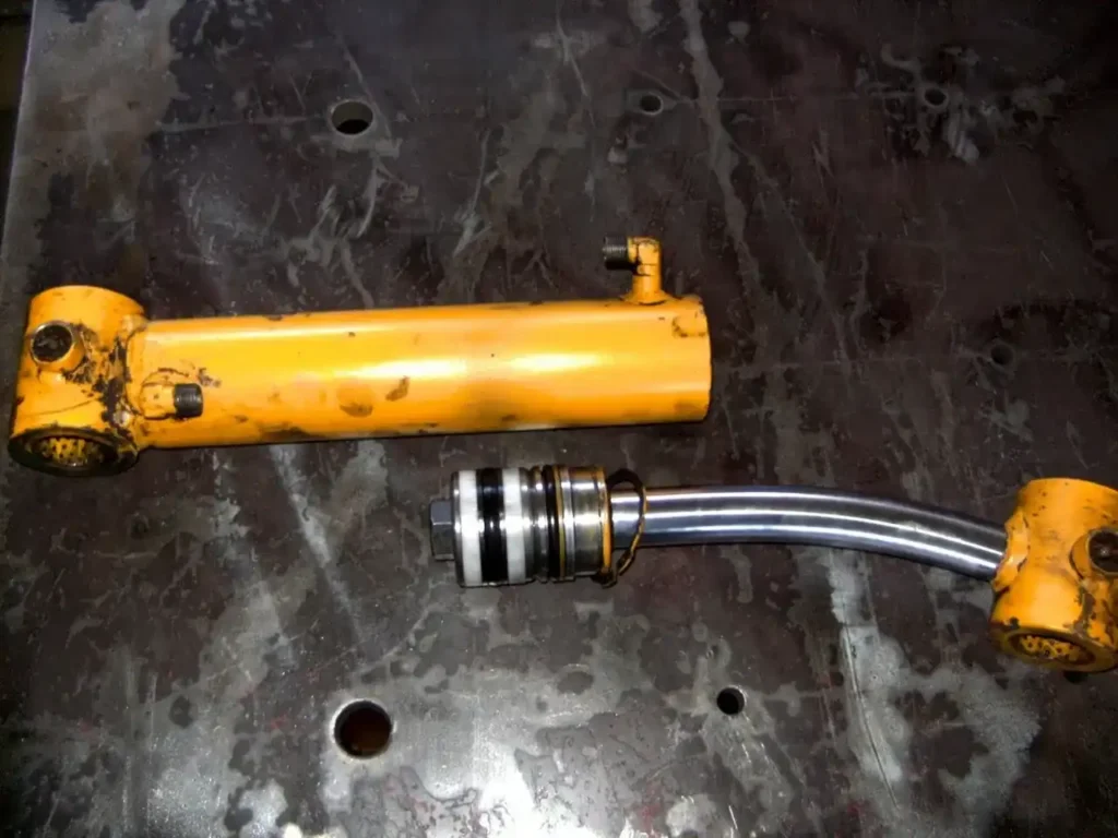 Xi lanh thủy lực công nghiệp bị cong