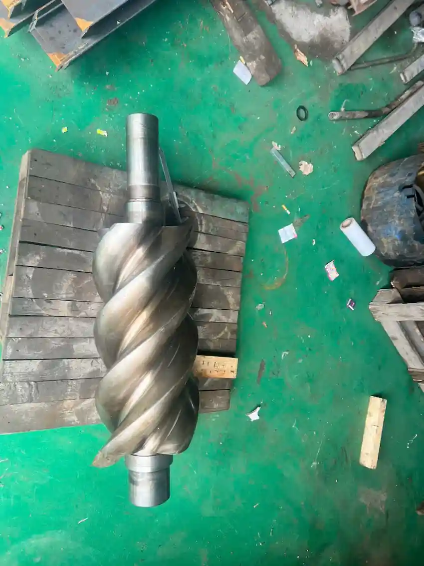 Mạ Crom 2026: Hướng Dẫn Toàn Diện Từ Thủy Lực Sài Gòn 10 Phục hồi trục vít máy nén khí D100 bị mài mòn tại Thủy Lực Sài Gòn