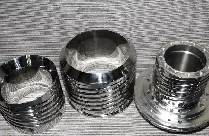 Xi mạ crom cứng khuôn thổi nhựa PE 3 lớp D350×400 tại Thủy Lực Sài Gòn — Nhựa Phong Kiều