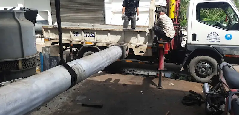 Các phương án xi mạ ty ben thủy lực hiện đại 2025. 38 Giao hàng ty ben thủy lực Ø280mm bằng xe cẩu chuyên dụng sau xi mạ crom cứng